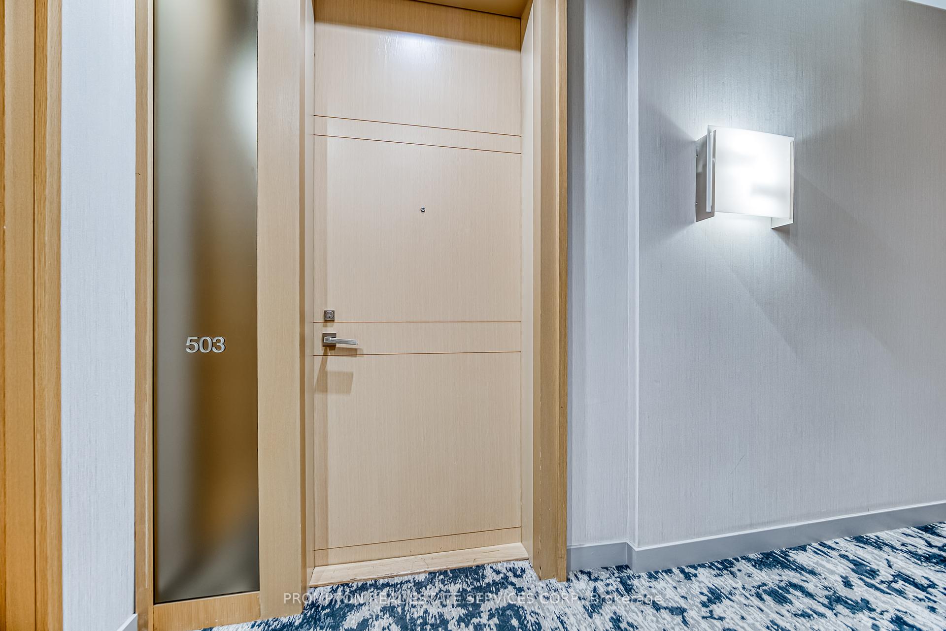2 Bedrooms Condo at 39 Queens, Toronto For sale