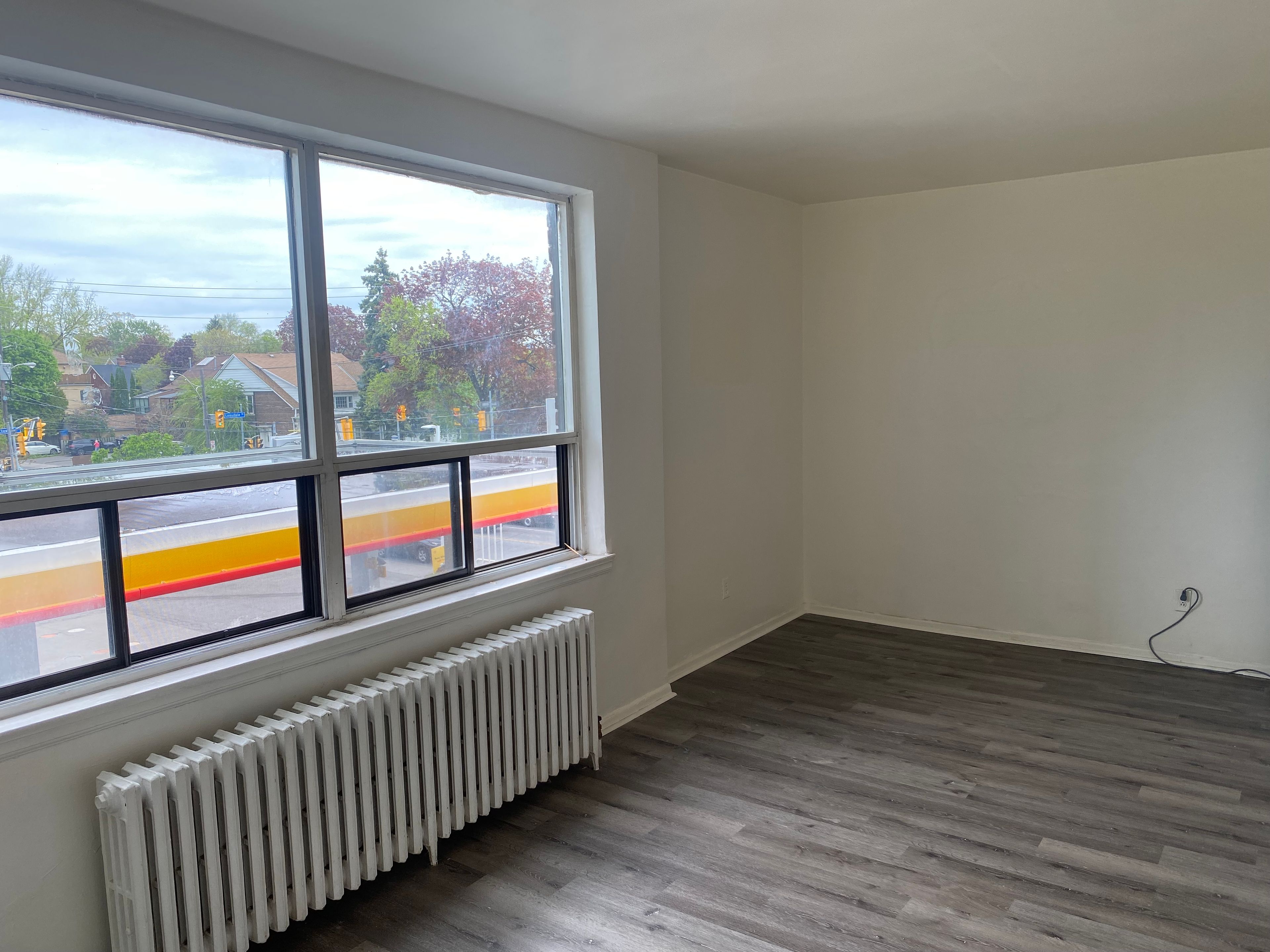 1582 Bathurst Street 307