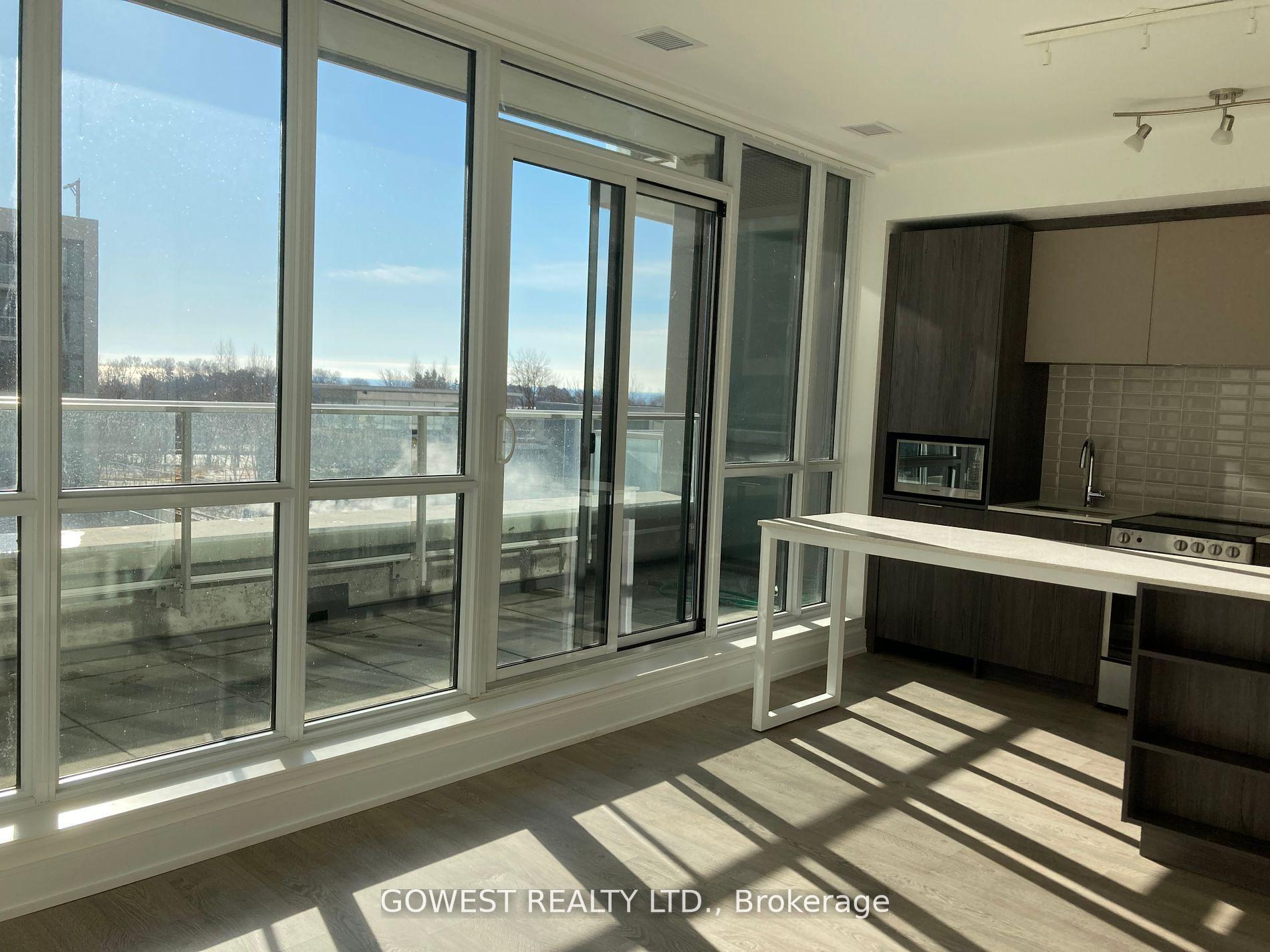 2 Bedrooms Condo at 70 Annie Craig,  Toronto For sale