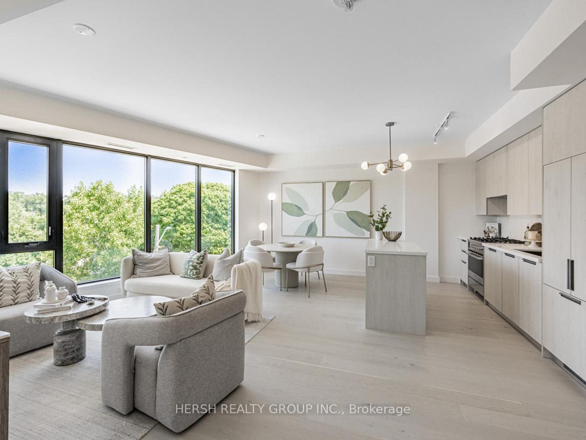 2 Bedrooms Condo at 160 Kingsway,  Toronto For sale