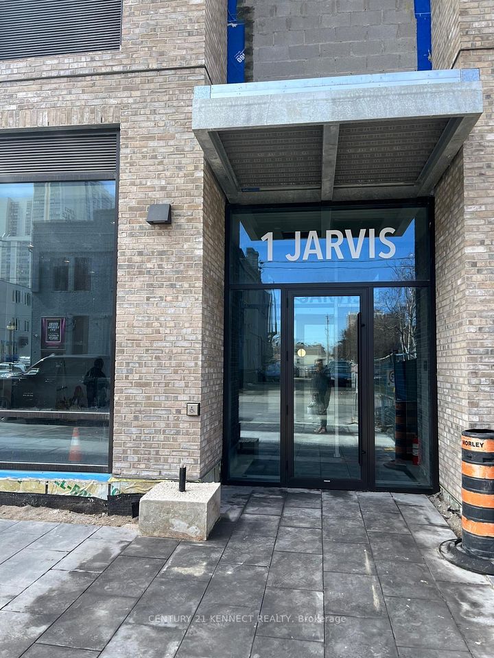 #1108 - 1 Jarvis Street, Hamilton, ON L8R 3J2