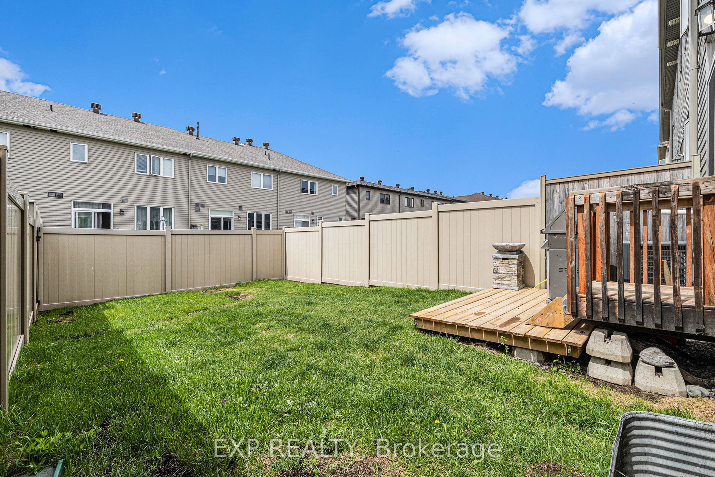 606 Geranium Walk
