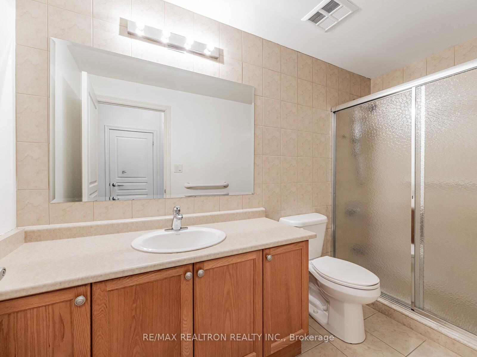2 Bedrooms Condo at 9901 Keele, Vaughan For sale