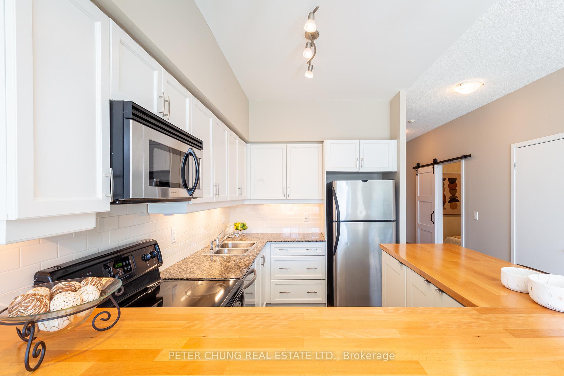 2 Bedrooms Condo at 601 Kingston, Toronto For sale