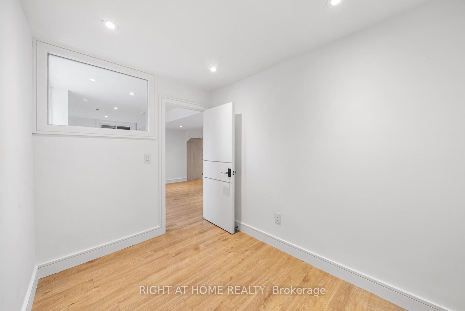 93 Pemberton Road