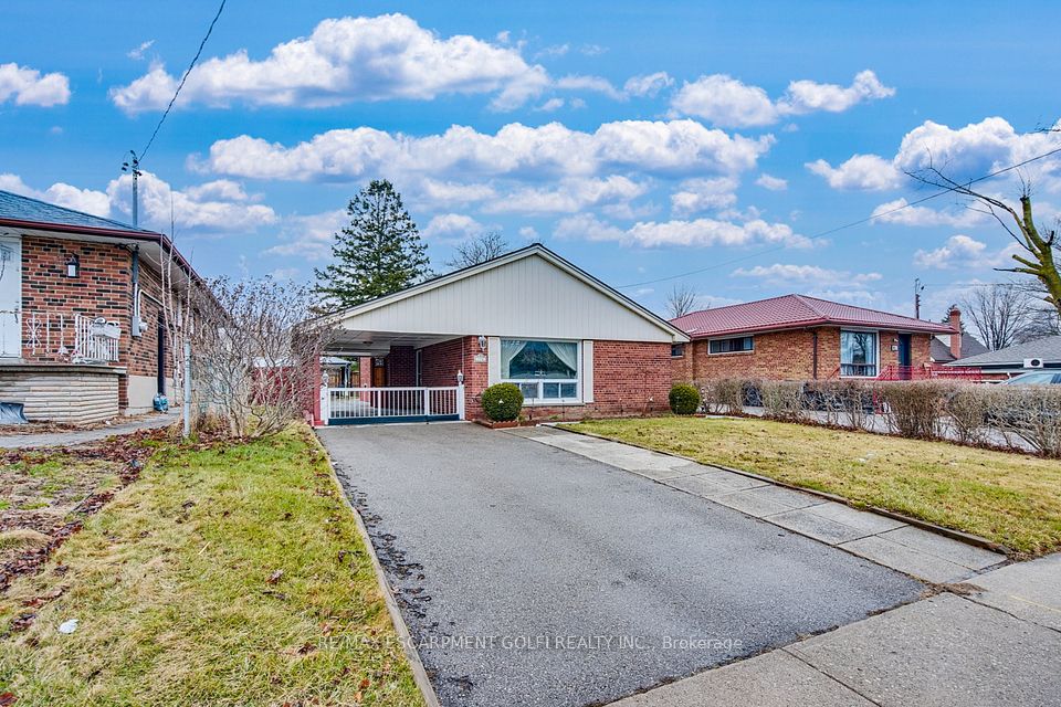 172 Elmhurst Drive, Toronto, ON M9W 2L1