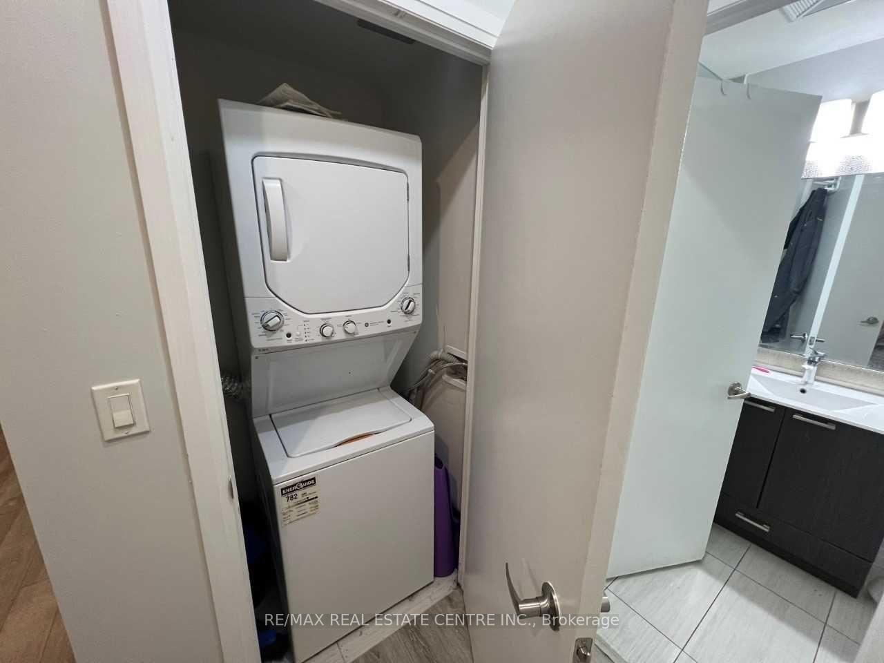3 Bedrooms Condo at 2150 Lawrence, Toronto For sale