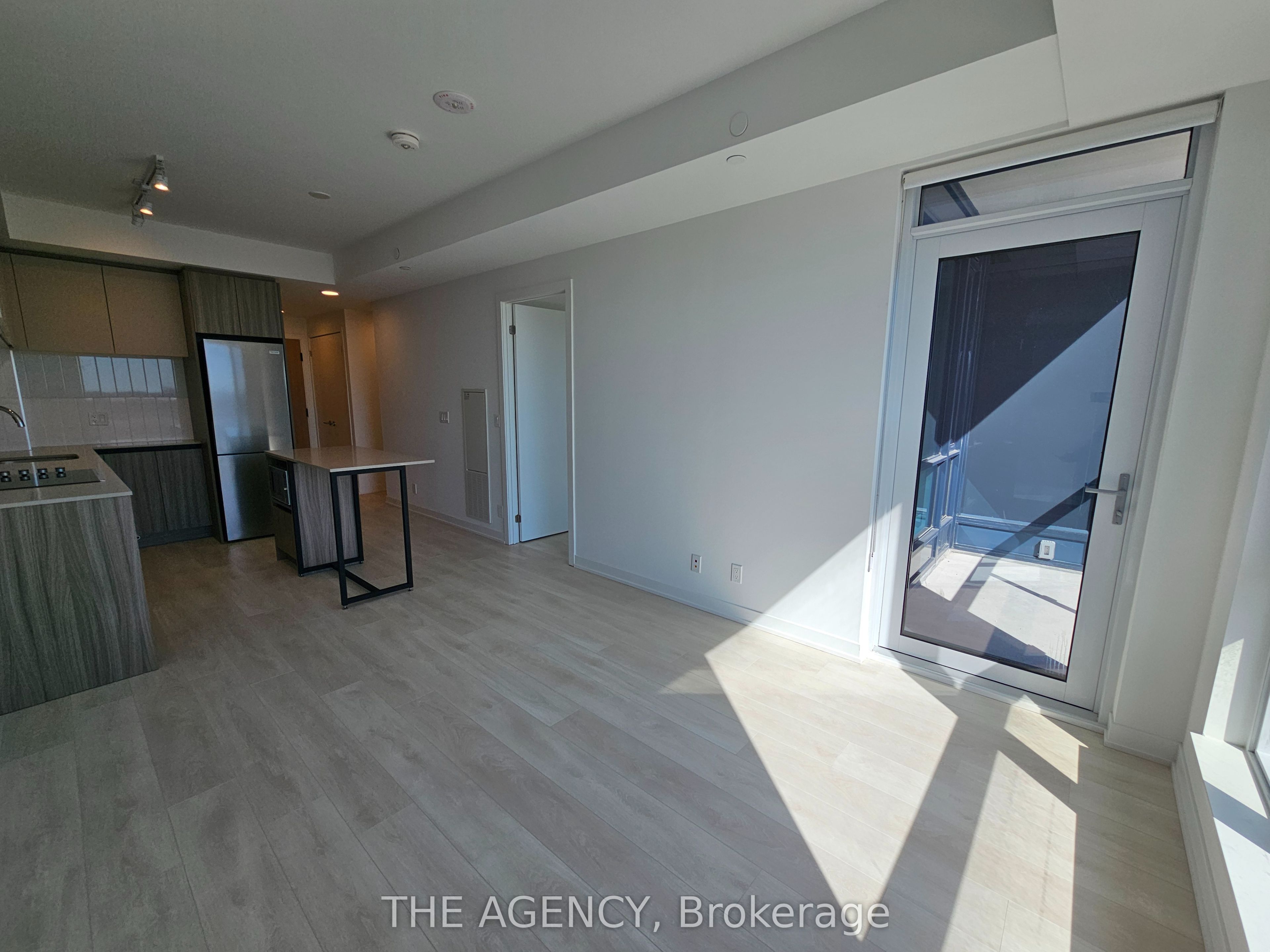 7950 Bathurst Street, #807