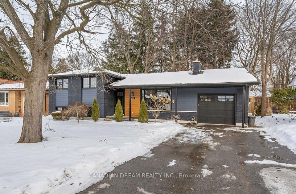 605 Middlewoods