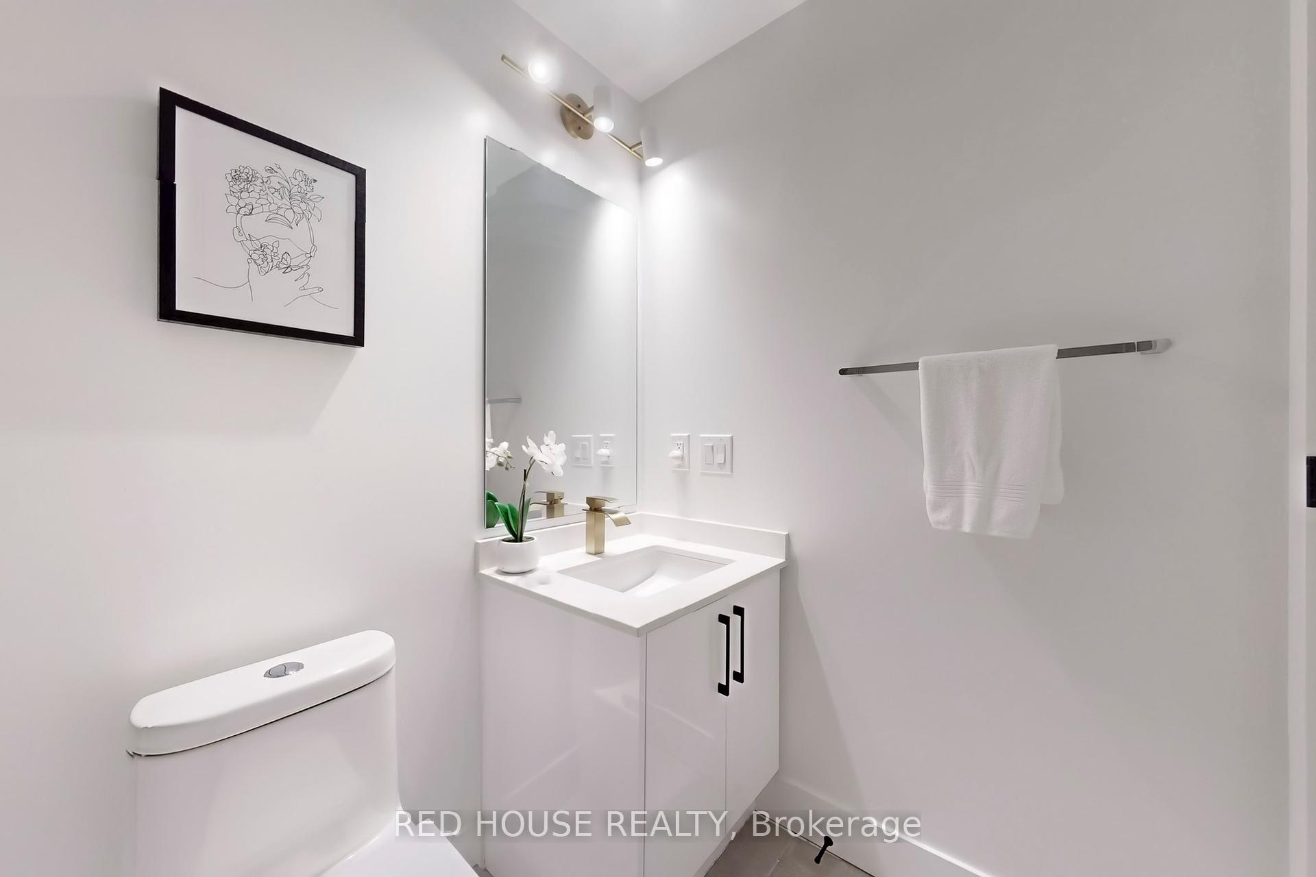 1 Bedroom Condo at 2450 Old Bronte, Oakville For sale