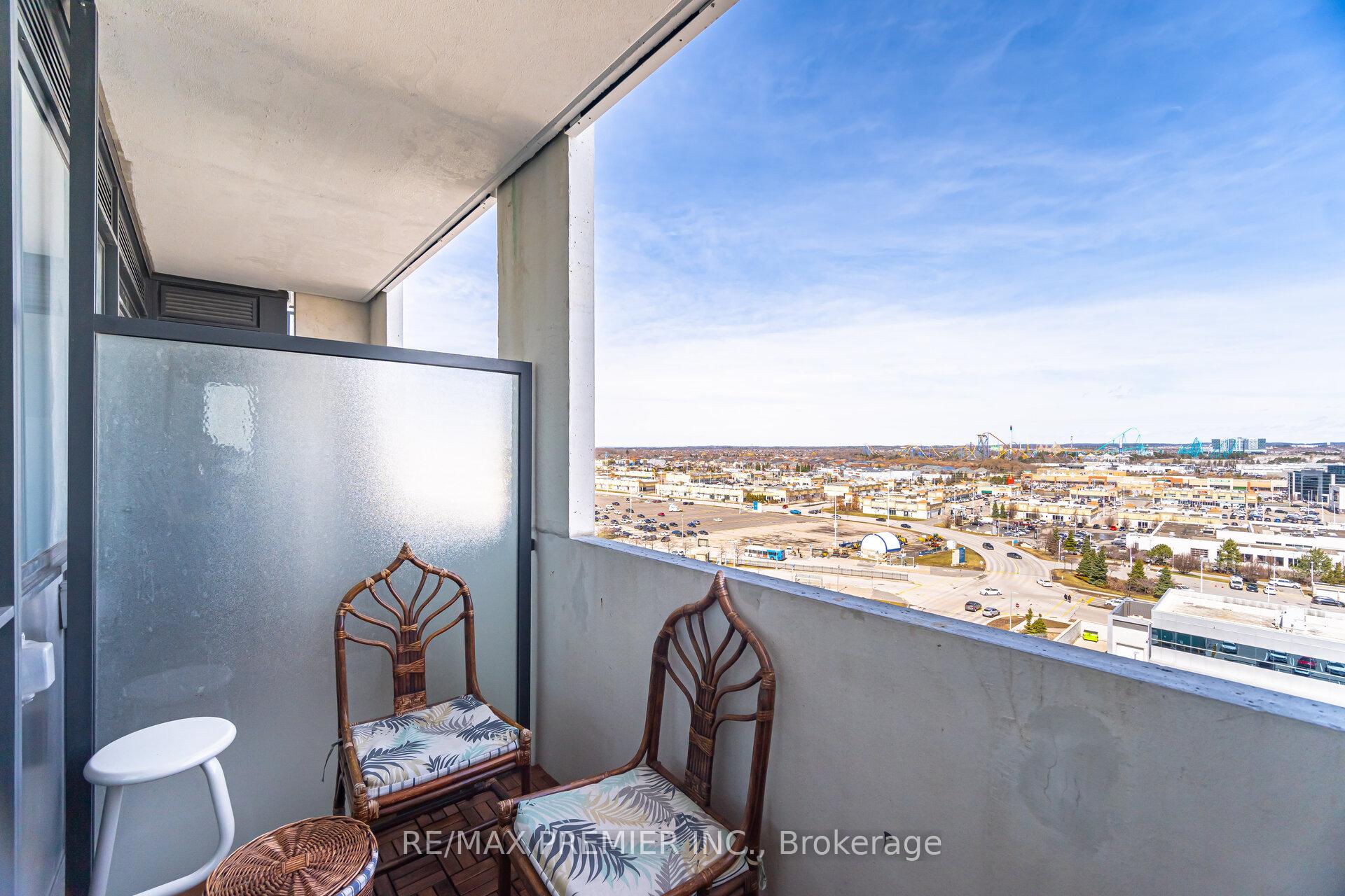 2 Bedrooms Condo at 9000 Jane, Vaughan For sale