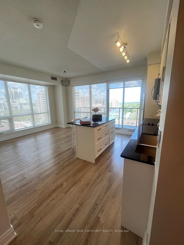 9088 Yonge