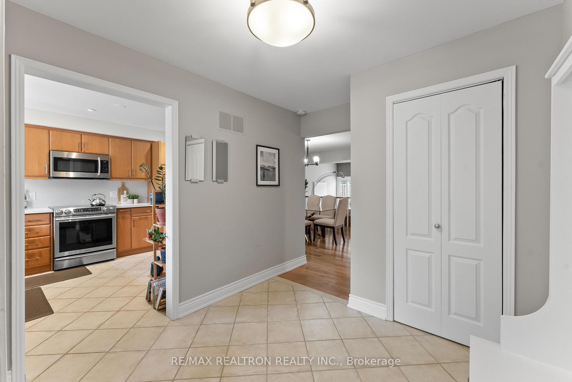 4 Bedrooms Condo at 316 Torresdale, Toronto For sale