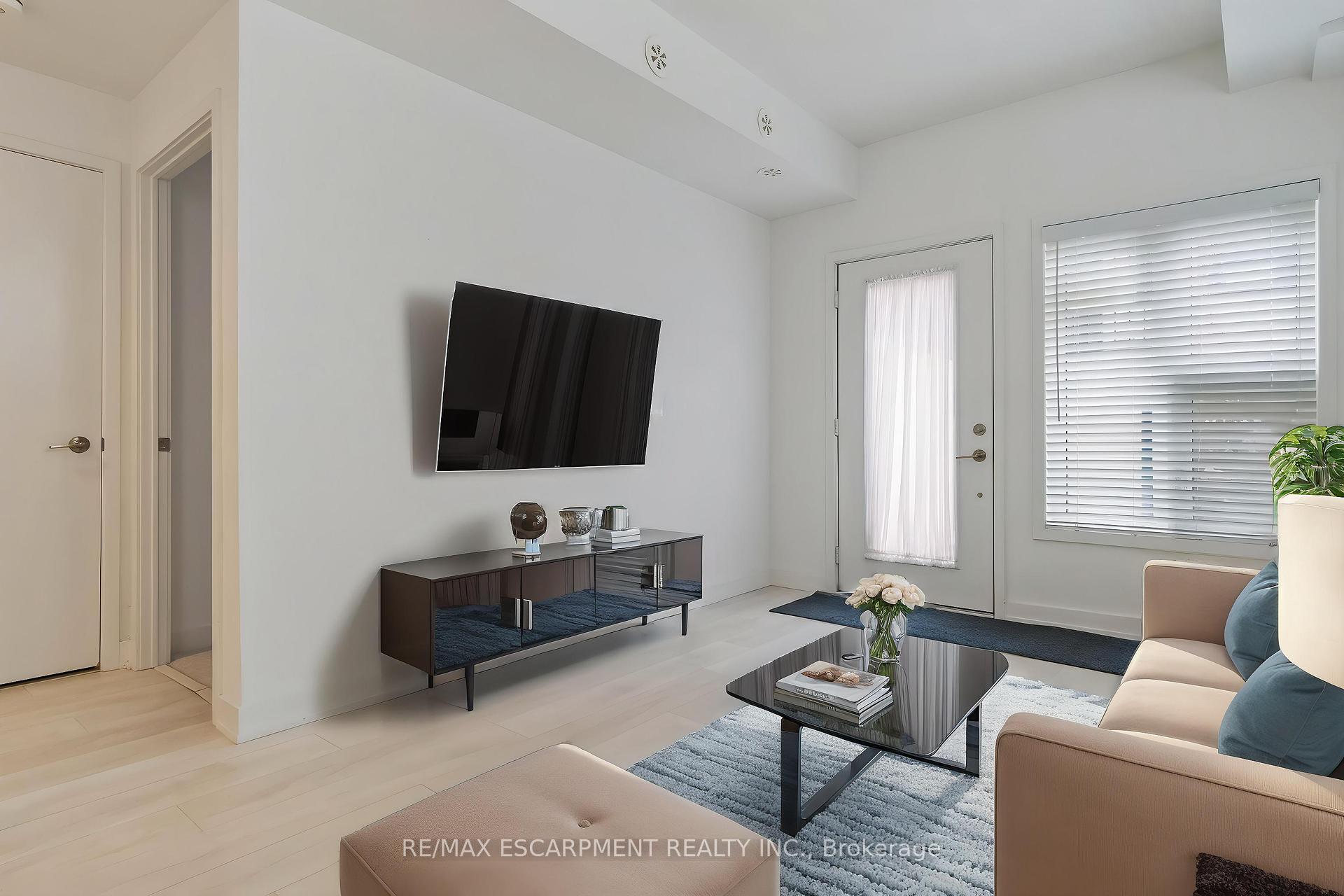 1 Bedroom Condo at 1133 Cooke, Burlington For sale