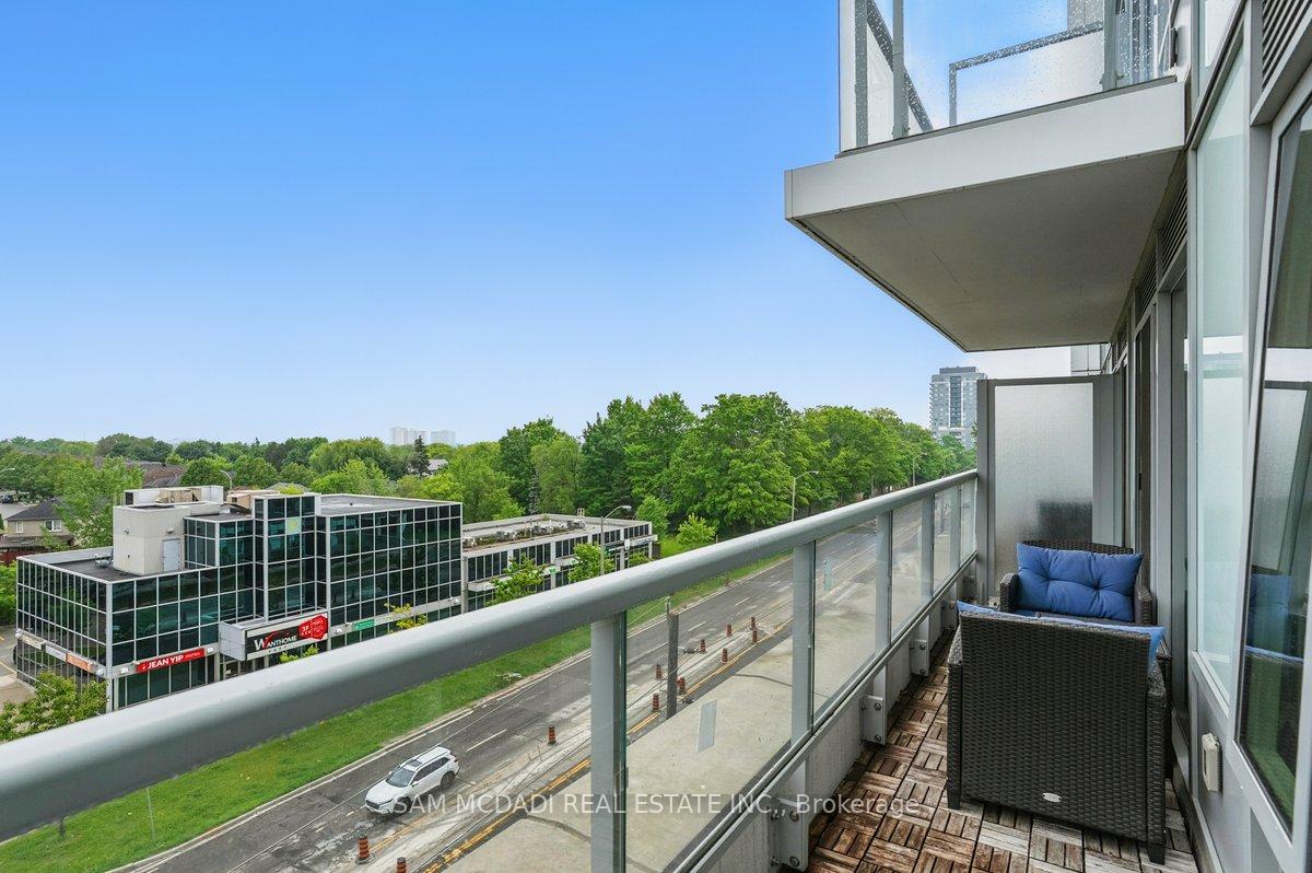 2 Bedrooms Condo at 3220 Sheppard, Toronto For sale