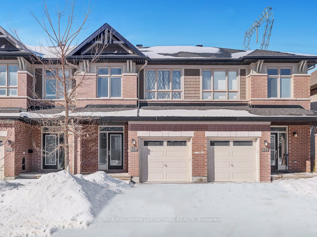 695 Putney Crescent, StittsvilleMunsterRichmond, ON K2S 2N9