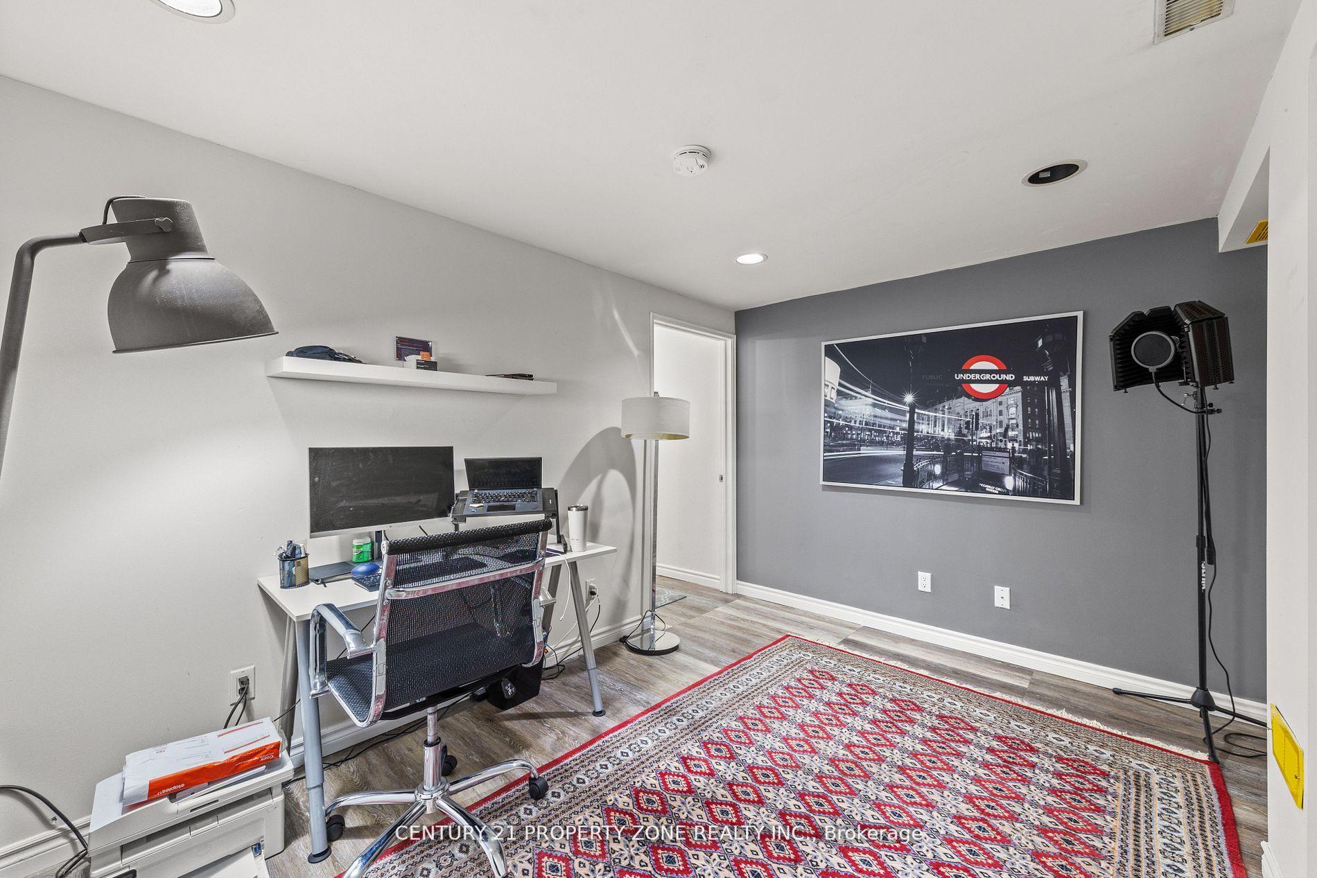 4 Bedrooms Condo at 280 Limeridge, Hamilton For sale