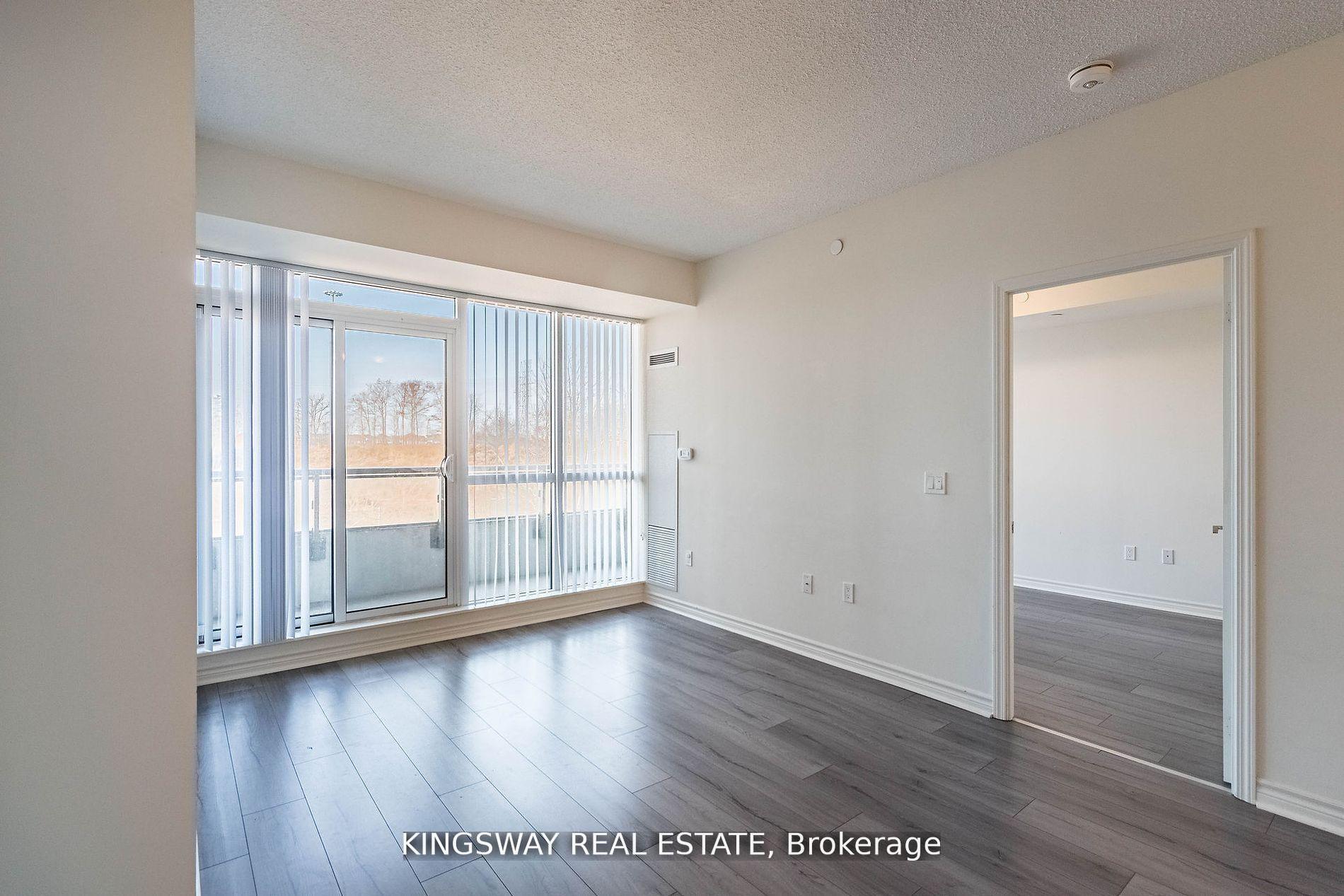 #217 – 349 RATHBURN Road, Mississauga, ON L5B 0G9
