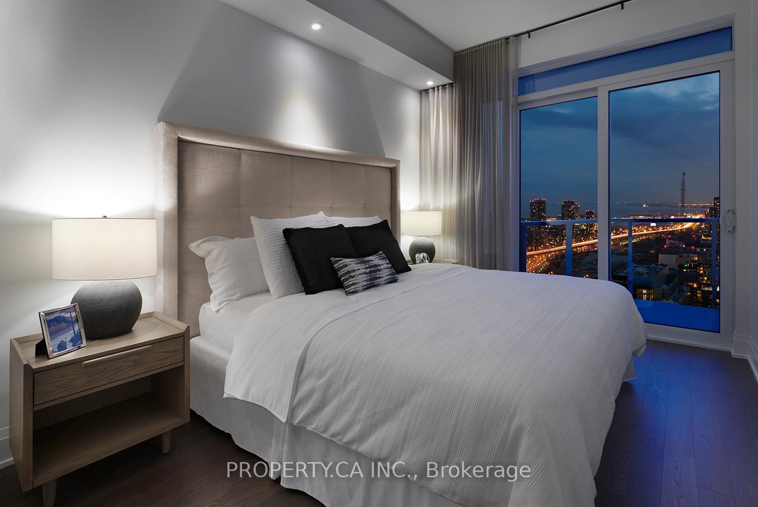 3 Bedrooms Condo at 470 Front, Toronto For sale