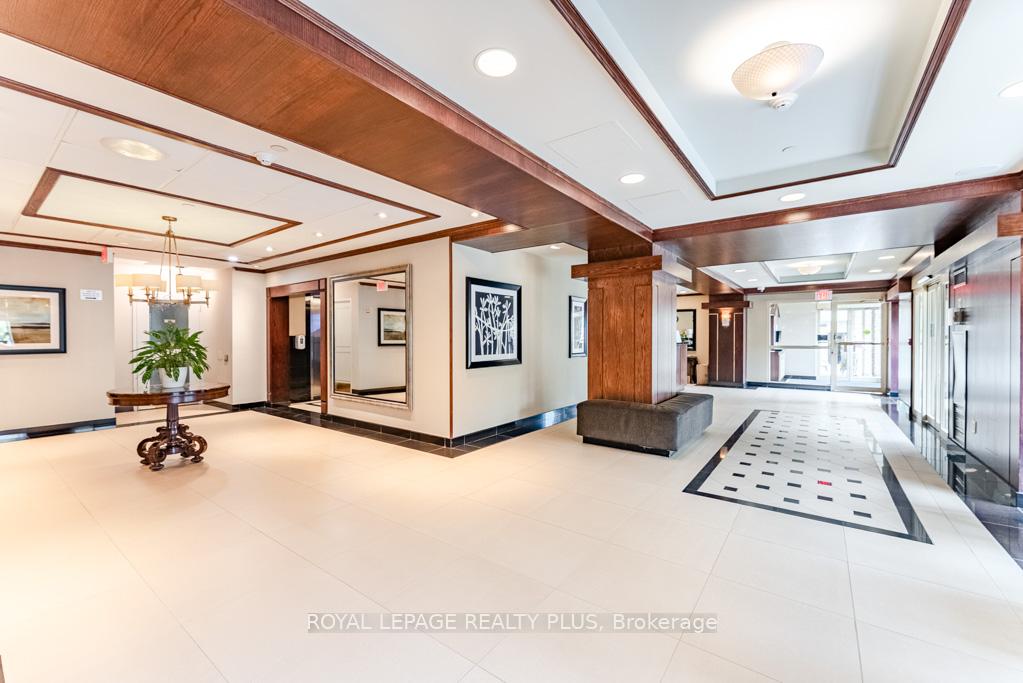 2 Bedrooms Condo at 101 Subway, Toronto For sale