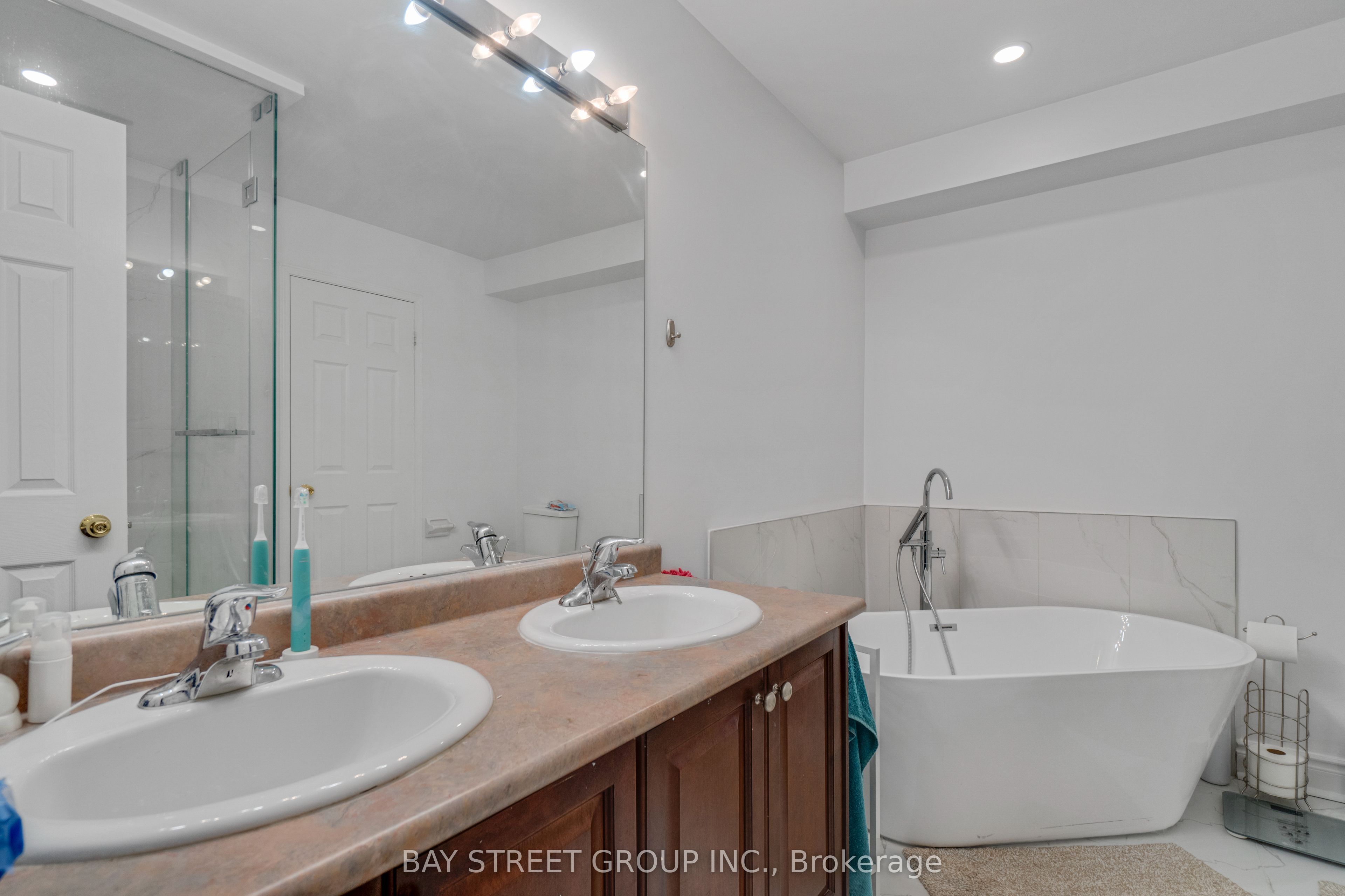 1130 Cawthra Road, #66