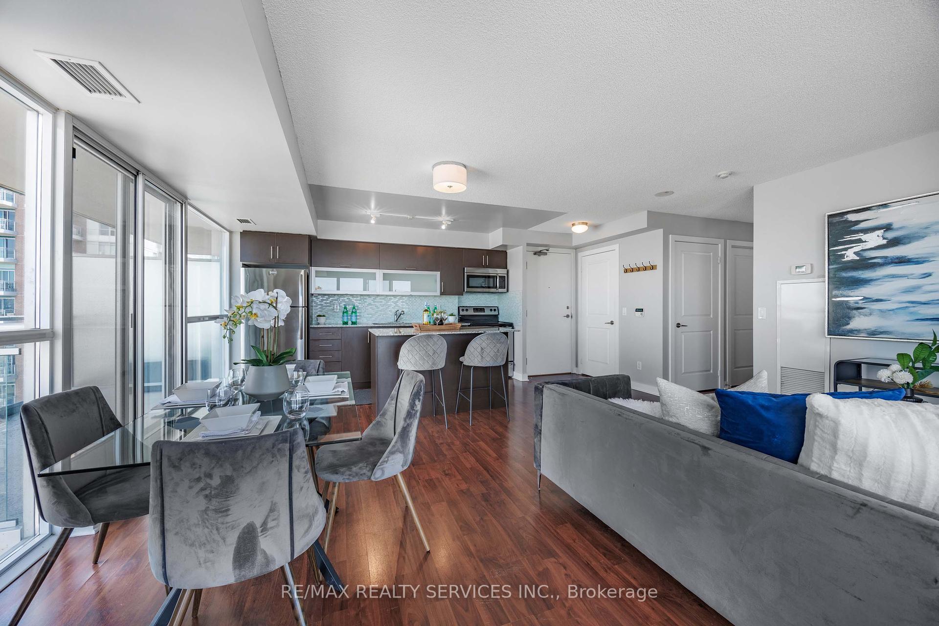 2 Bedrooms Condo at 100 Western Battery,  Toronto For sale