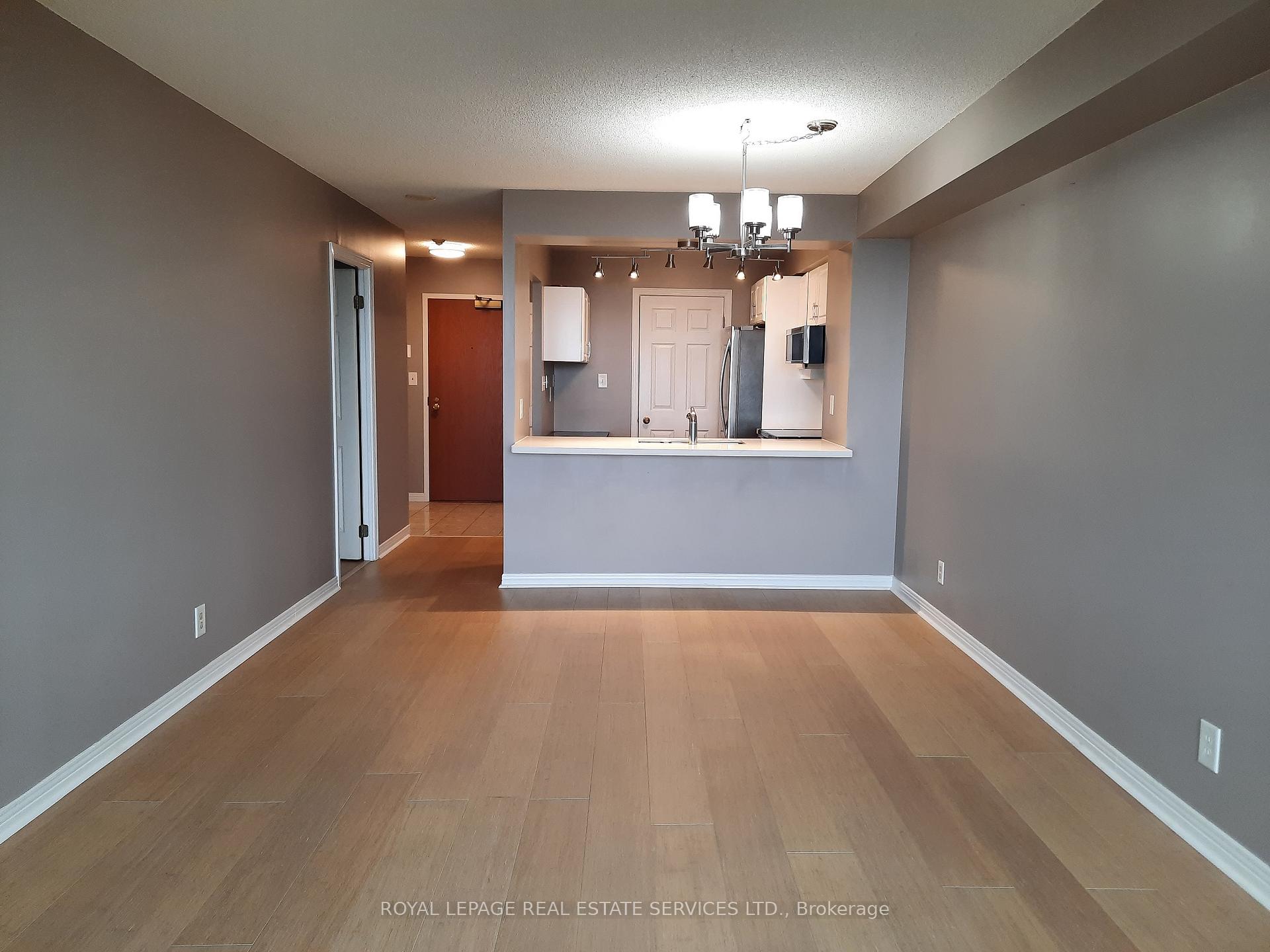 1 Bedroom Condo at 1 Aberfoyle, Toronto For sale