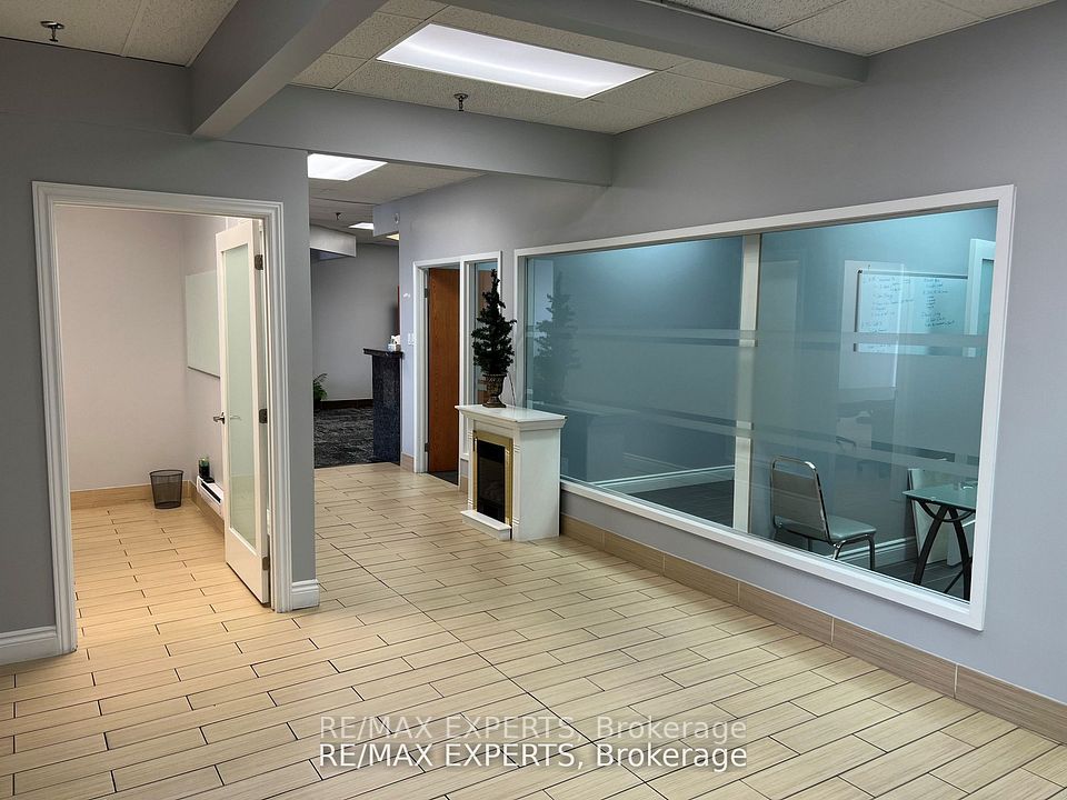 100 Marycroft Avenue 1G