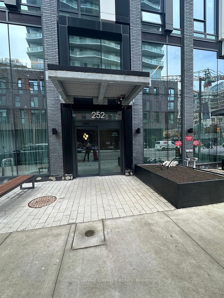 252 church Street