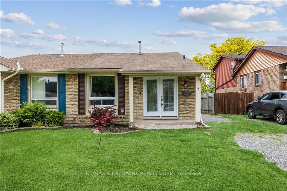7 Dianne Drive