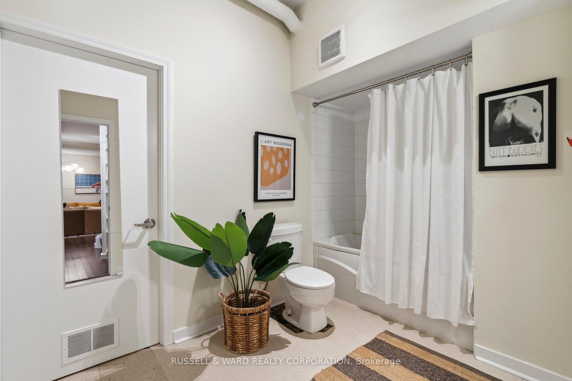 2 Bedrooms Condo at 394 Euclid,  Toronto For sale