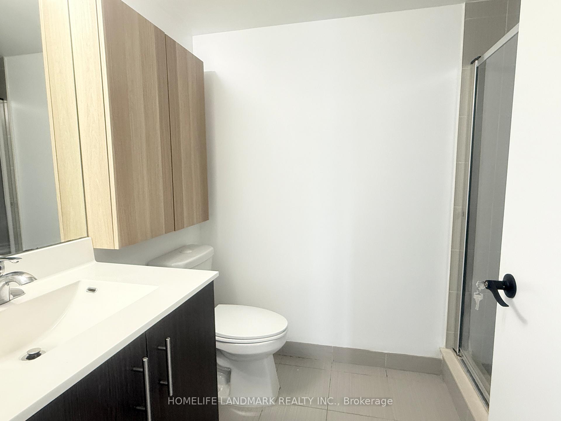 2 Bedrooms Condo at 255 Village Green,  Toronto For sale