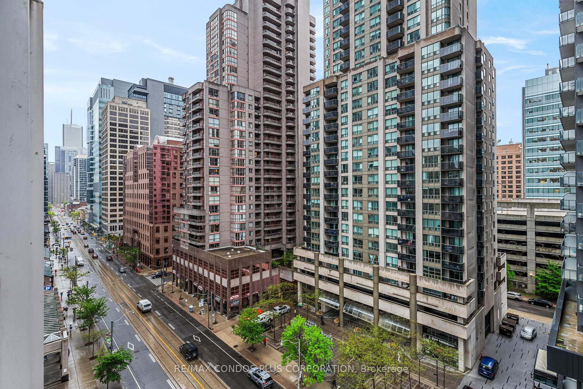 2 Bedrooms Condo at 763 Bay, Toronto For sale