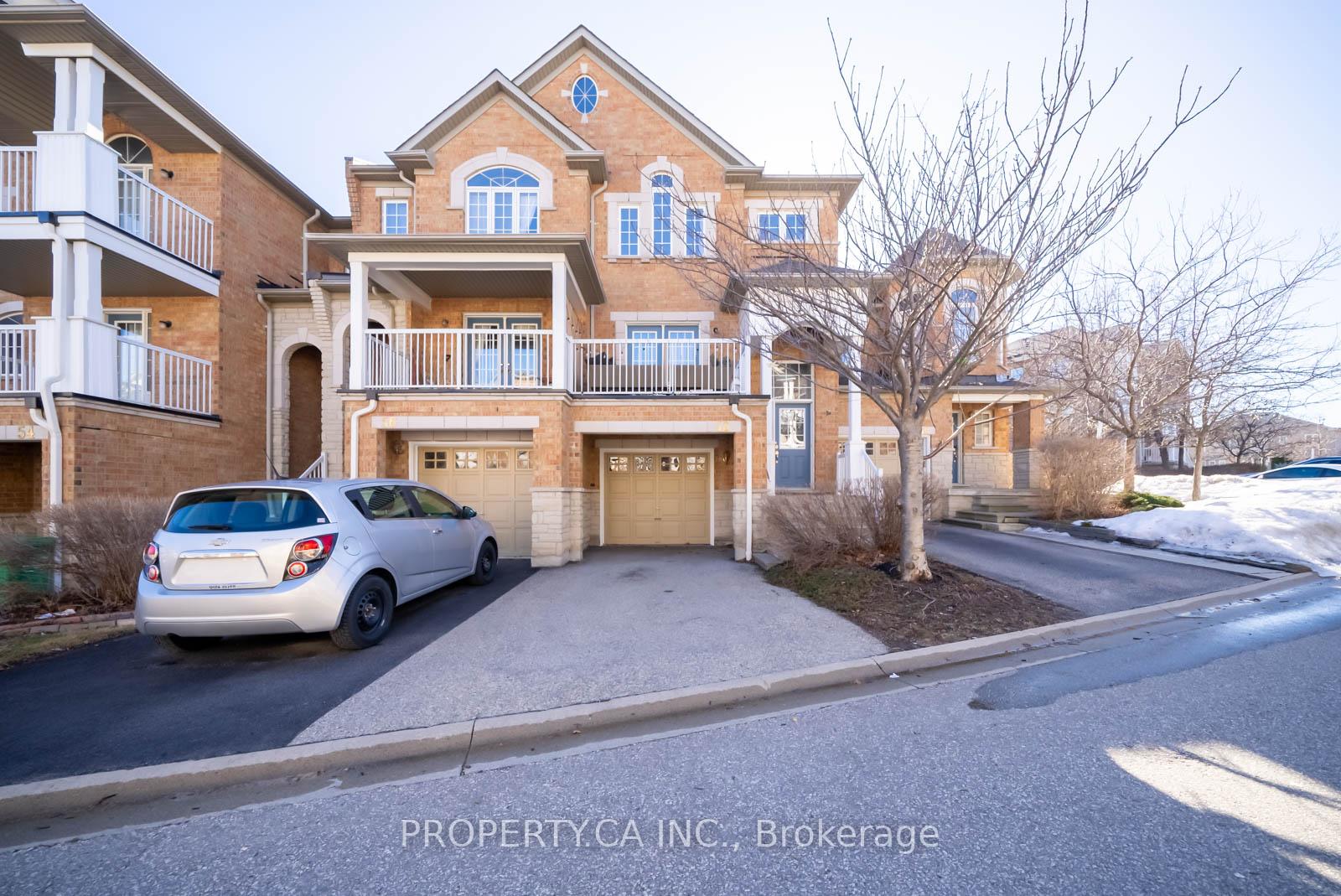 3 Bedrooms Condo at 601 Shoreline, Mississauga For sale