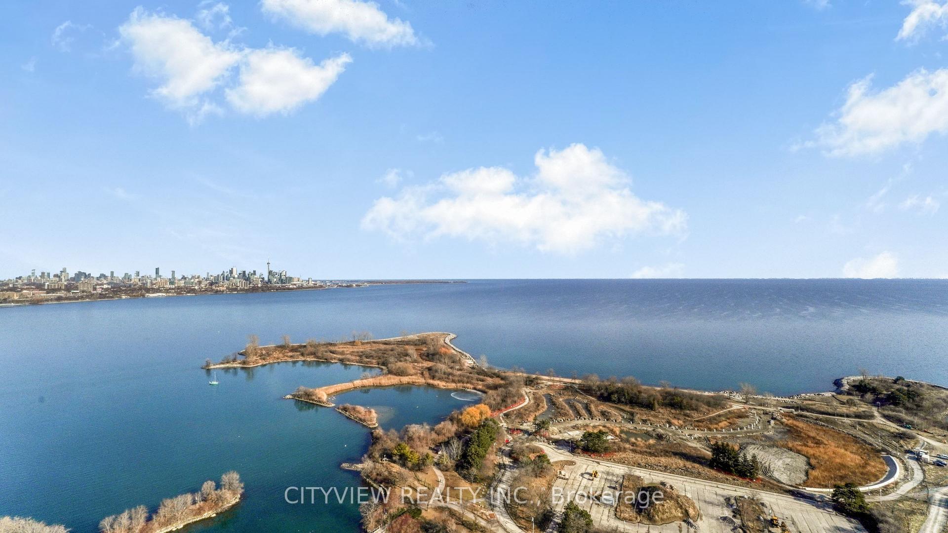 2 Bedrooms Condo at 20 Shore Breeze, Toronto For sale