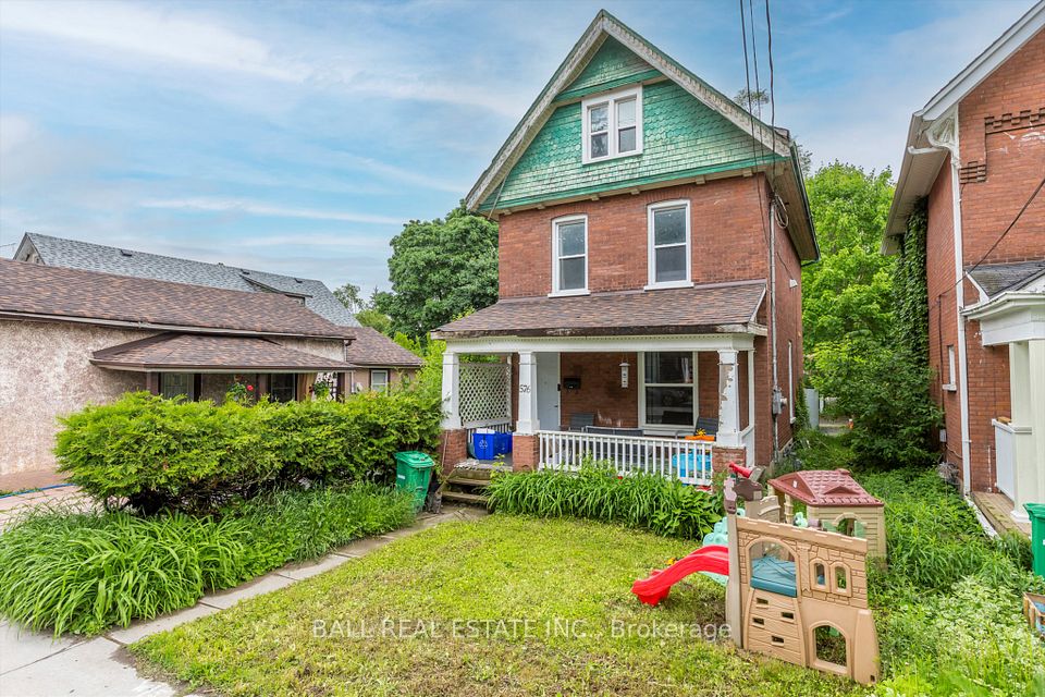 576 Bethune