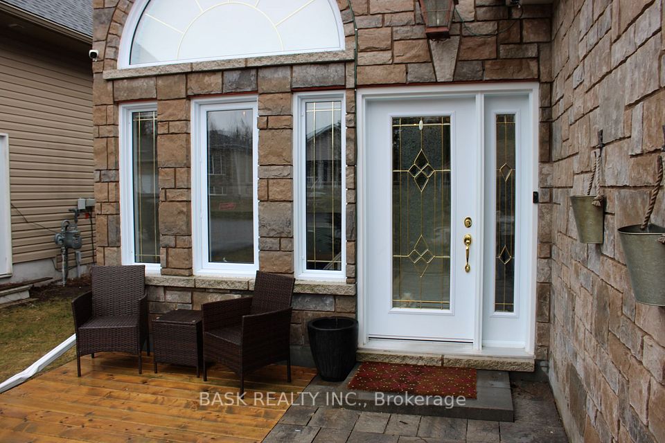 255 Thelma Avenue, North Bay, ON P1A 4M9