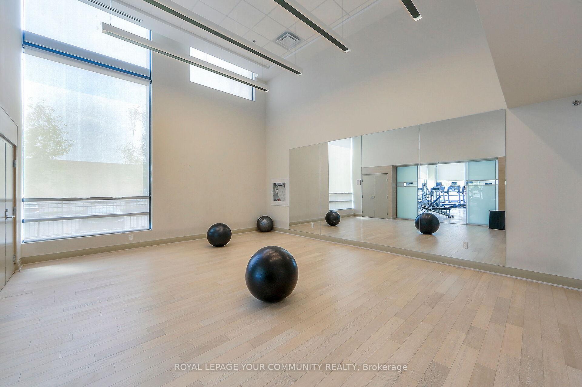 2 Bedrooms Condo at 185 Bonis, Toronto For sale