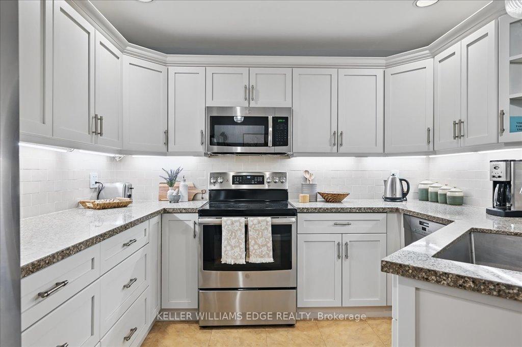 2 Bedrooms Condo at 3230 New,  Burlington For sale