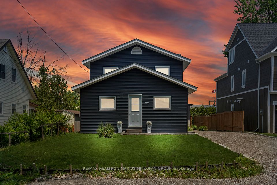 1118 Stoney Point