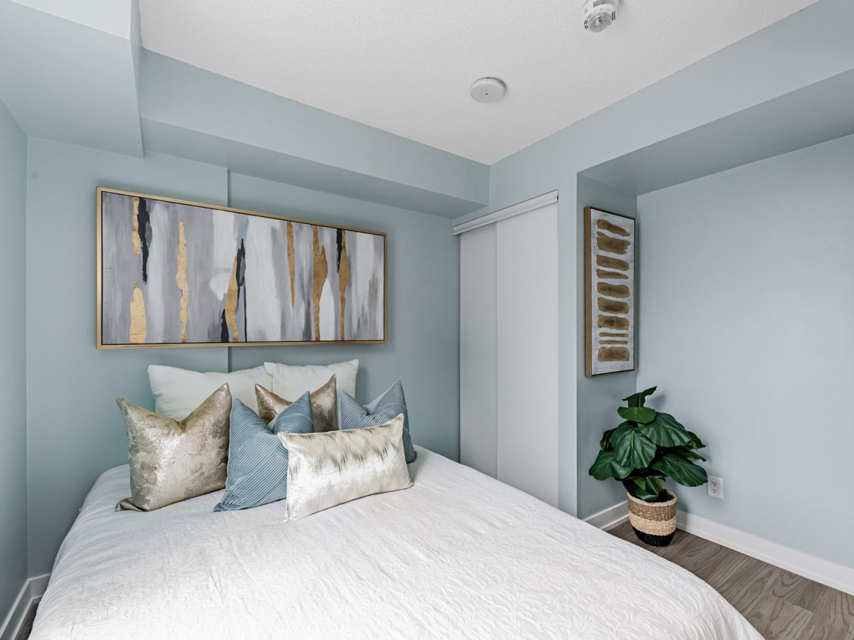 38 Monte Kwinter Court 902