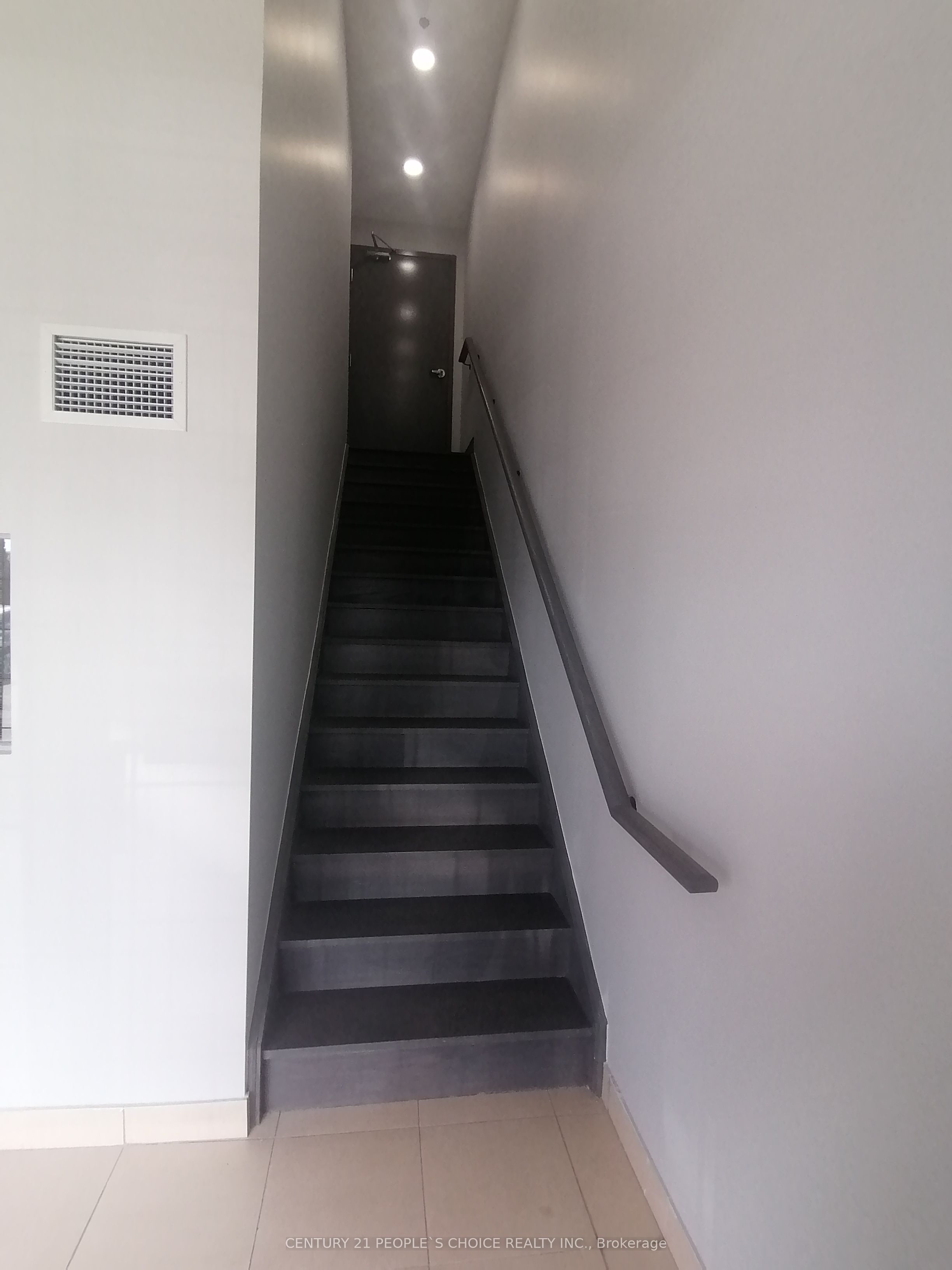 127 Westmore Drive E, #113 #Room 2/3/4