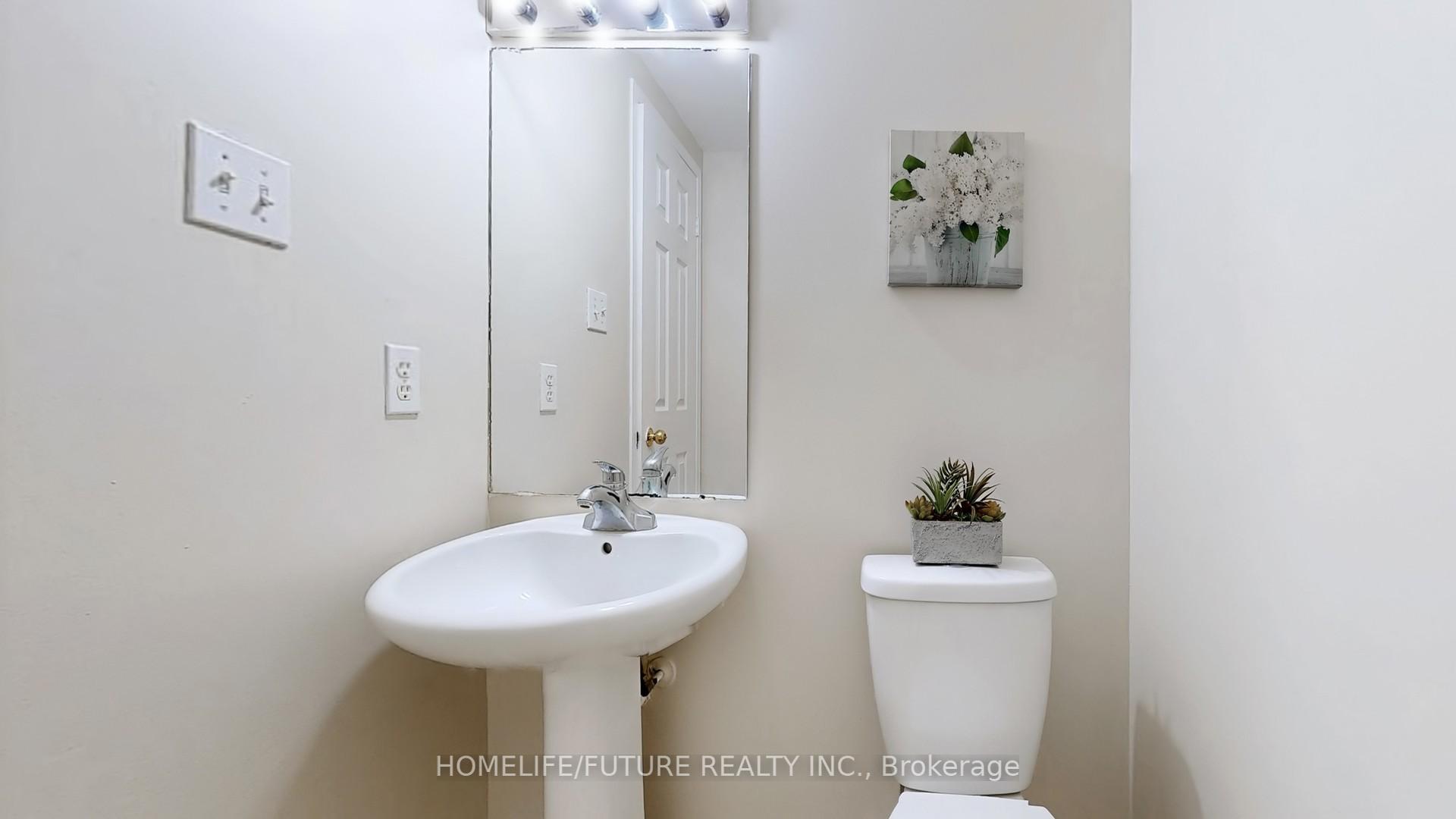 3 Bedrooms Condo at 435 Middlefield, Toronto For sale