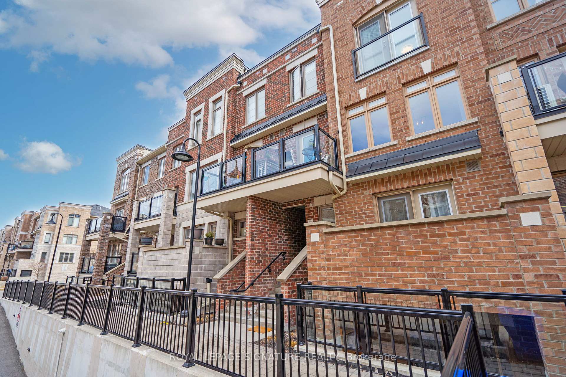 2 Bedrooms Condo at 60 Parrotta, Toronto For sale