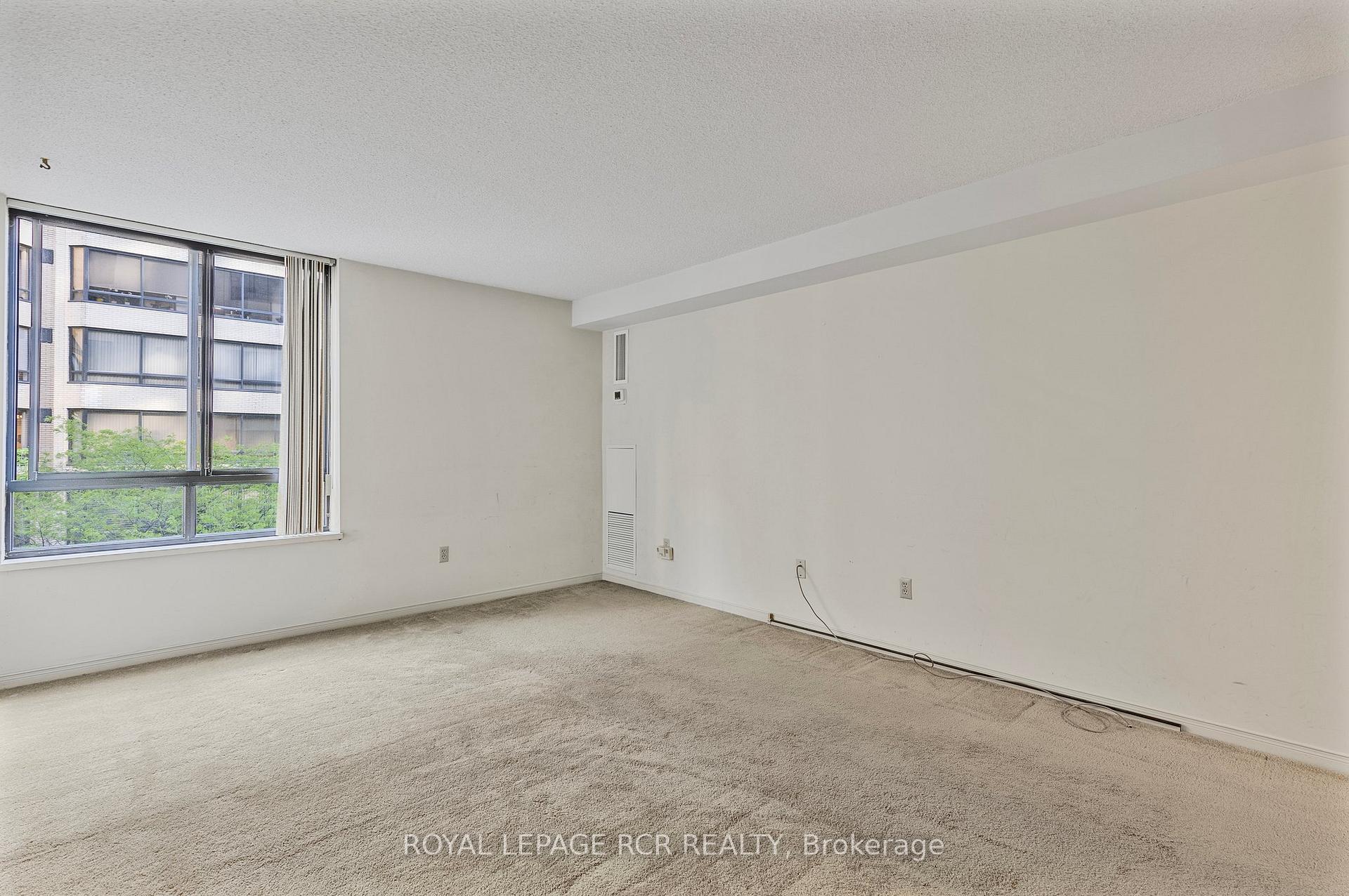 2 Bedrooms Condo at 195 St Patrick, Toronto For sale