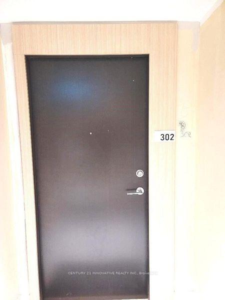 2 Bedrooms Condo at 1461 lawrence, Toronto For sale