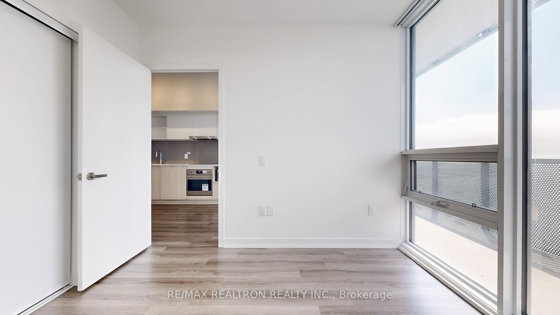 2 Bedrooms Condo at 138 Downes, Toronto For sale