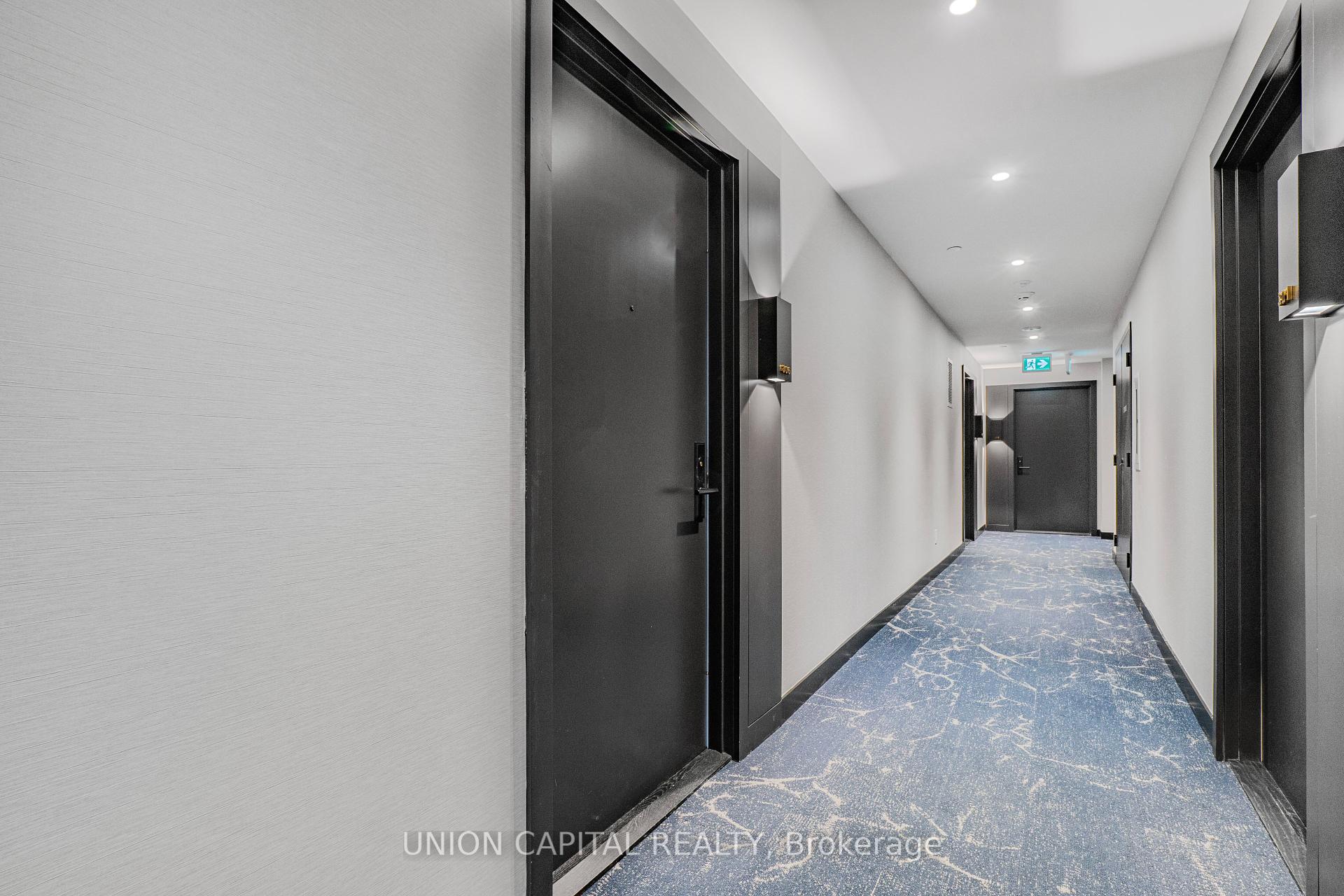 2 Bedrooms Condo at 500 Dupont,  Toronto For sale