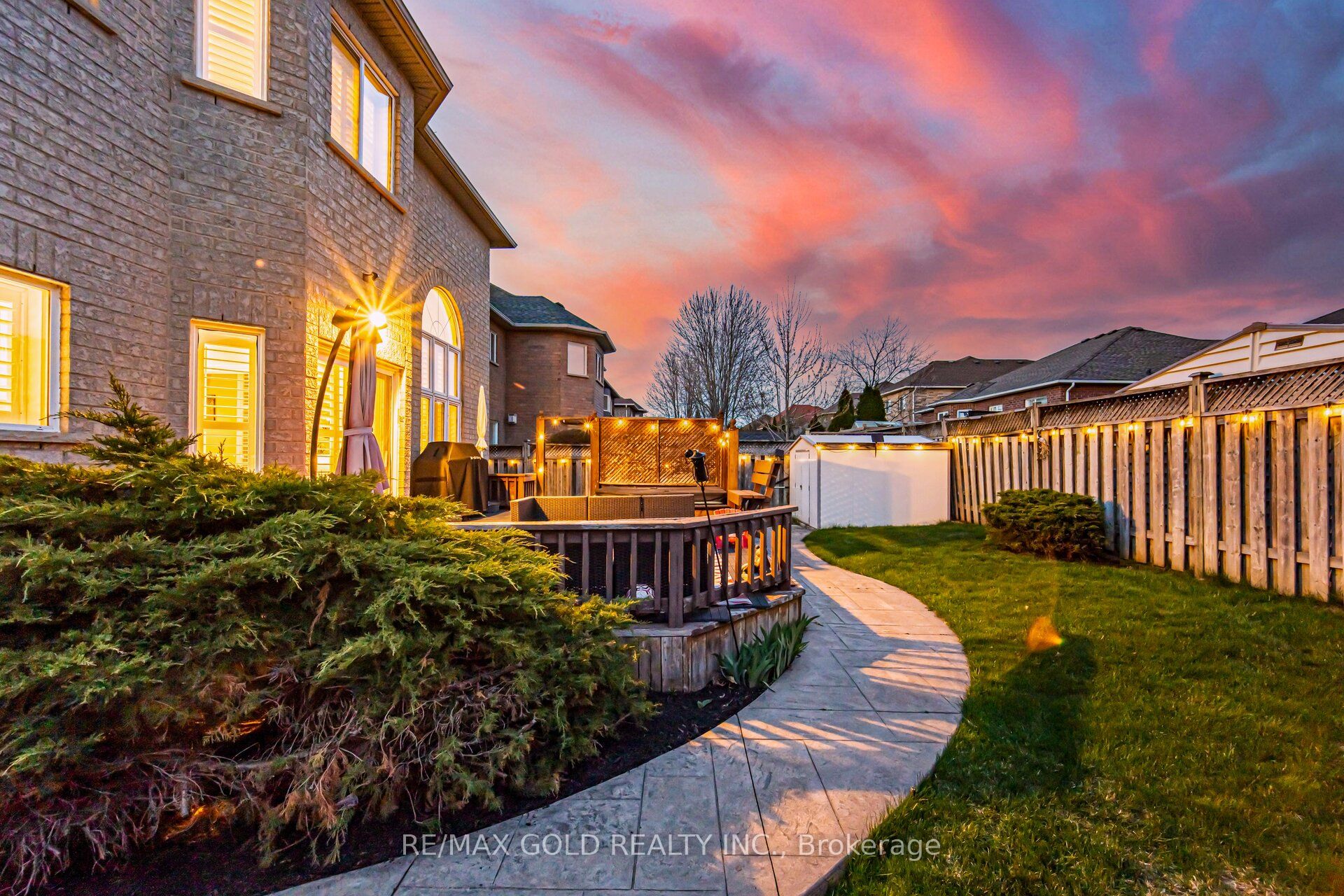 55 Royal Valley Drive