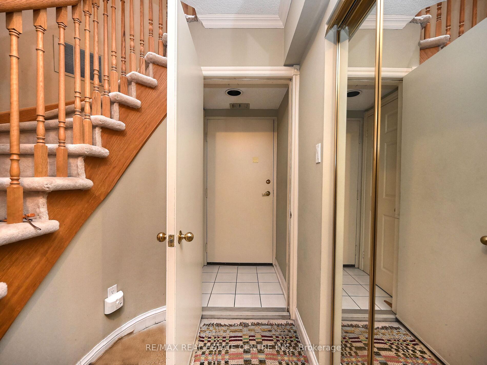 3 Bedrooms Condo at 3587 Kariya, Mississauga For sale